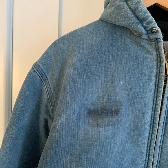Carhartt Hooded Jacket - Picture 4 of 10